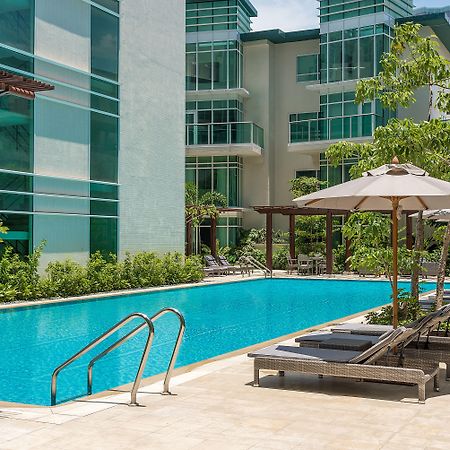 Aruga Apartments By Rockwell Makati Makati City Kültér fotó